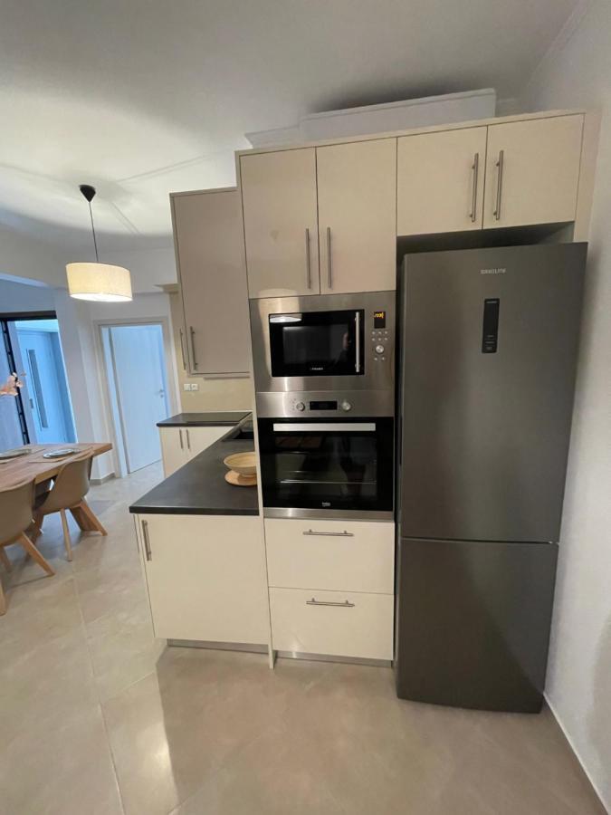 Agora Luxury Apartment 1 لوتراكي المظهر الخارجي الصورة