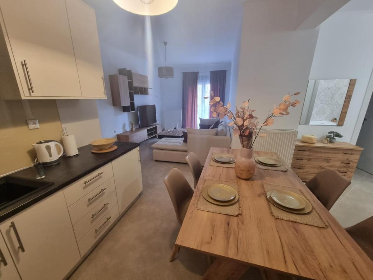 Agora Luxury Apartment 1 لوتراكي المظهر الخارجي الصورة
