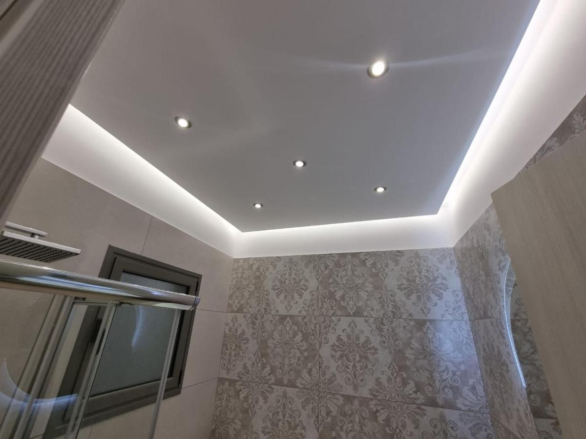 Agora Luxury Apartment 1 لوتراكي المظهر الخارجي الصورة
