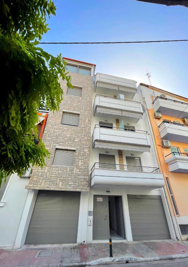 Agora Luxury Apartment 1 لوتراكي المظهر الخارجي الصورة